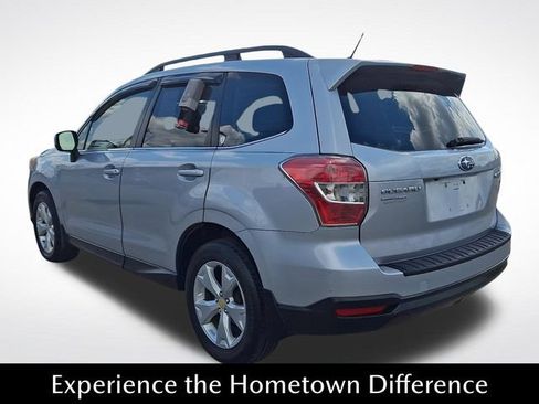 Used 2015 Subaru Forester 2.5i Limited AWD/4WD image 4