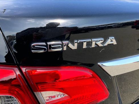 Used 2019 Nissan Sentra SV w/ Special Edition Package image 32