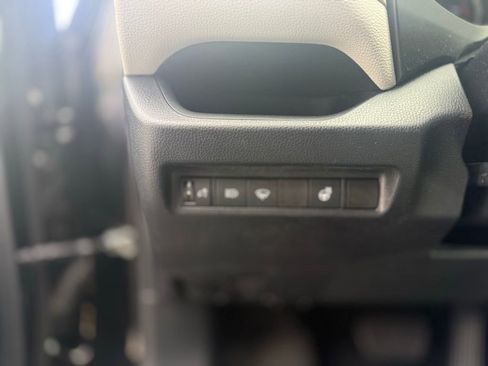 Used 2020 Toyota RAV4 XLE w/ XLE Grade Weather Package image 14