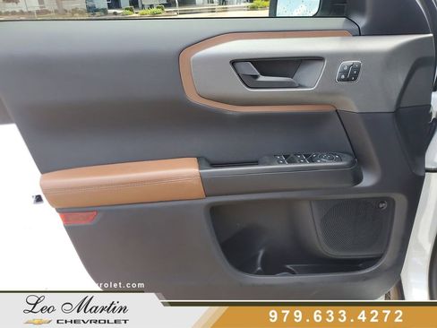 Used 2025 Ford Bronco Sport Outer Banks w/ Outer Banks Tech Package+ AWD/4WD image 17