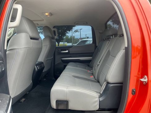 Used 2018 Toyota Tundra Limited w/ Limited Premium Package AWD/4WD image 26
