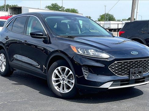 Used 2021 Ford Escape SE FWD image 36