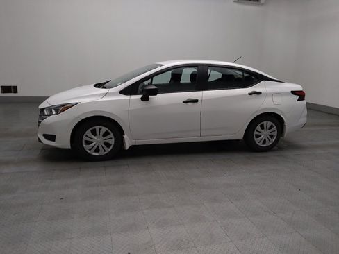 Used 2024 Nissan Versa S w/ Trunk Package image 2