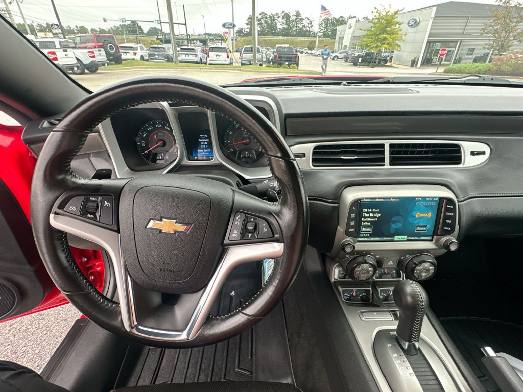 Used 2015 Chevrolet Camaro LT RWD image 18