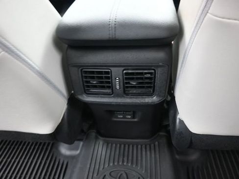 Used 2023 Toyota RAV4 Limited image 27
