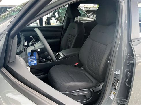 Certified 2026 Hyundai Santa Cruz SE AWD/4WD image 8