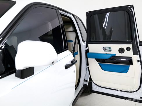 Certified 2023 Rolls-Royce Cullinan w/ Cullinan Package AWD/4WD image 17