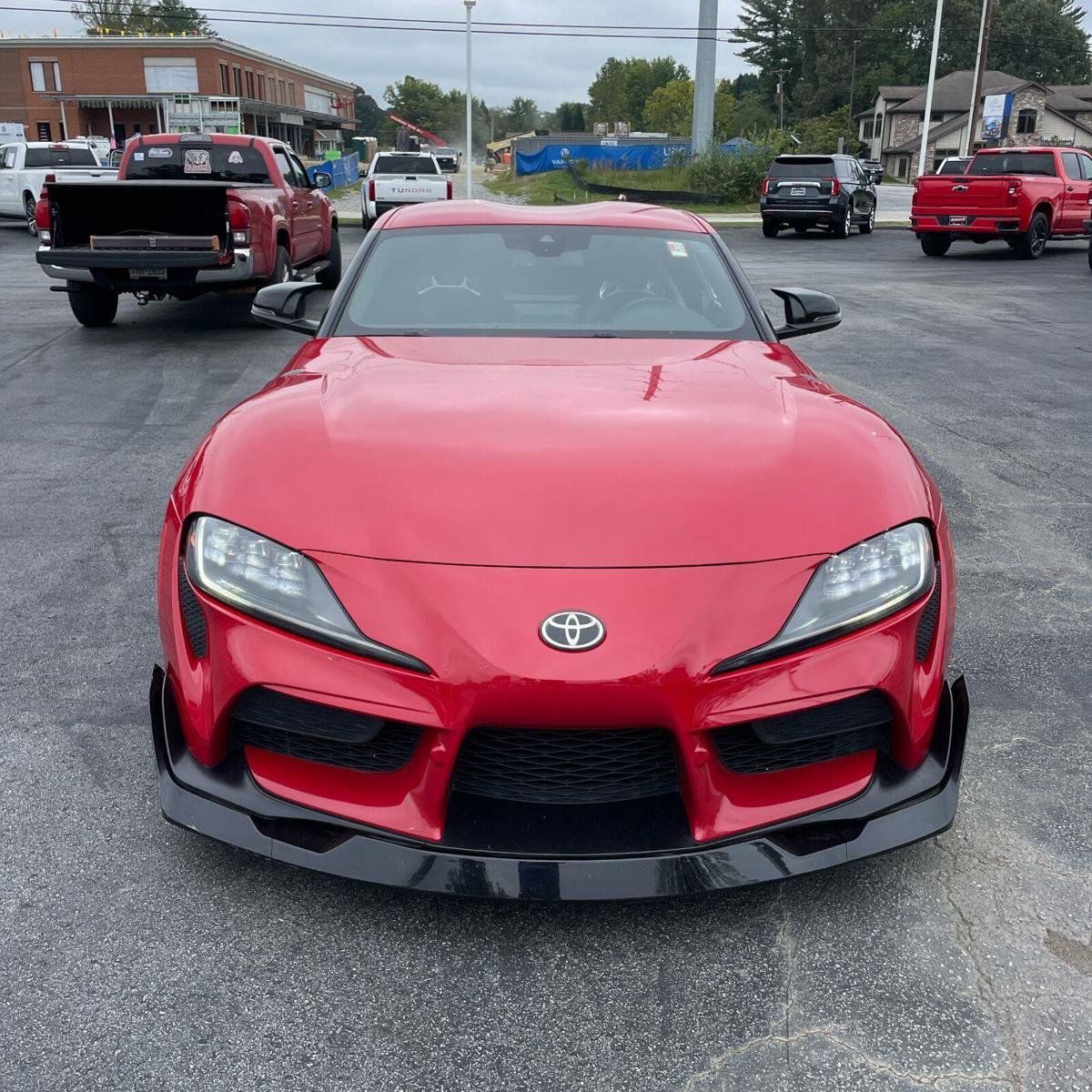 Used 2021 Toyota Supra RWD image 12