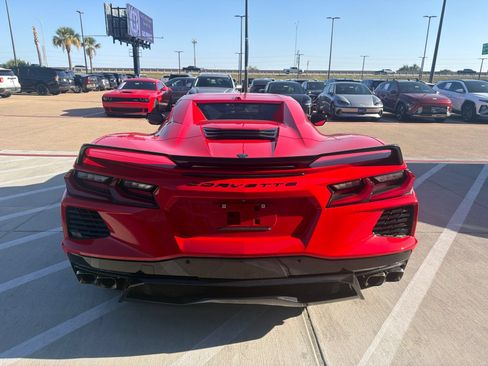 Used 2021 Chevrolet Corvette Stingray Preferred Conv w/ Z51 Performance Package RWD image 5