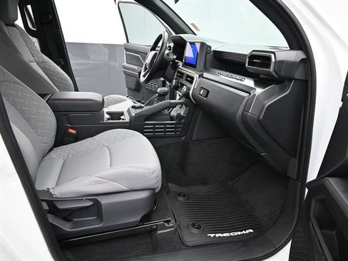 Certified 2026 Toyota Tacoma SR5 image 17