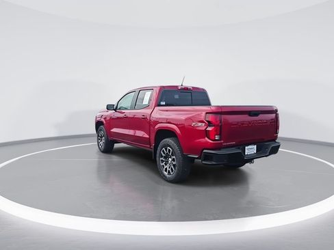 Used 2024 Chevrolet Colorado Z71 w/ Z71 Convenience Package 2 AWD/4WD image 7