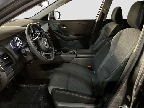 Used 2023 Nissan Rogue SV image 19