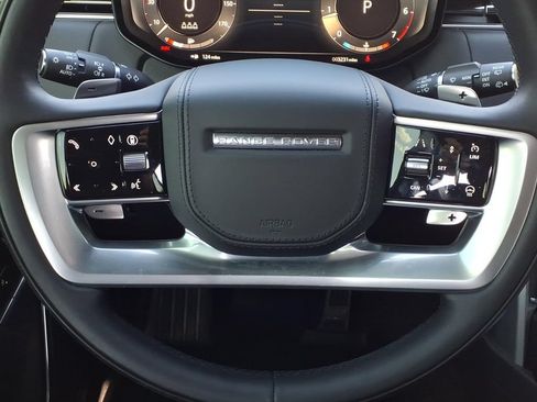 Used 2026 Land Rover Range Rover SE AWD/4WD image 15