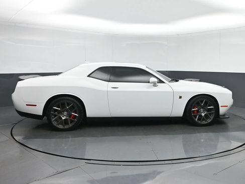 Used 2019 Dodge Challenger R/T Scat Pack w/ Shaker Package RWD image 8