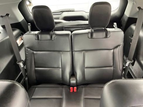 Used 2023 Ford Explorer XLT w/ Equipment Group 202A image 29