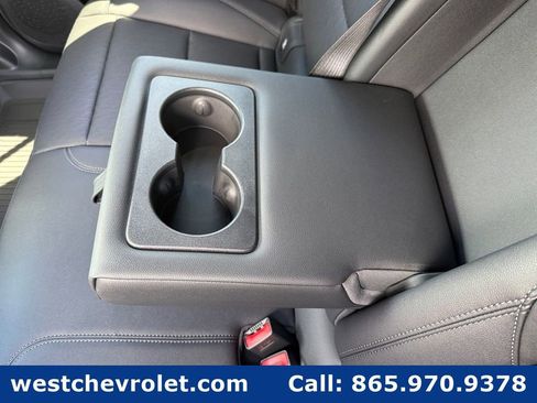 New 2026 Chevrolet Equinox LT w/ Convenience Package II FWD image 17