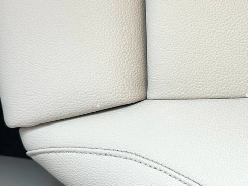 New 2026 Mercedes-Benz GLB 250 4MATIC image 30