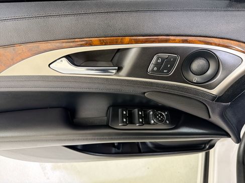 Used 2020 Lincoln MKZ Reserve w/ Elements Package image 12