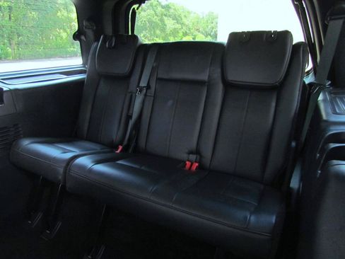 Used 2014 Ford Expedition Limited w/ Equipment Group 301A RWD image 34