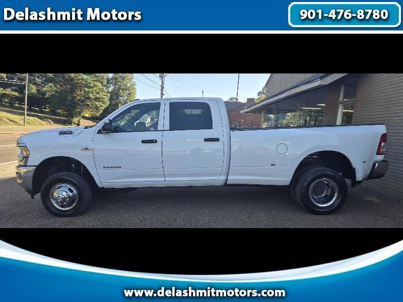 Used 2022 RAM 3500 Tradesman AWD/4WD image 1