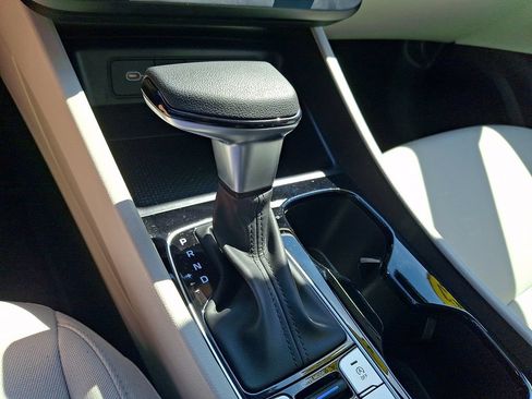 Certified 2025 Hyundai Tucson SE AWD/4WD image 16