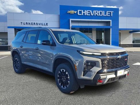 New 2026 Chevrolet Traverse Z71 w/ Driver Confidence Package image 2