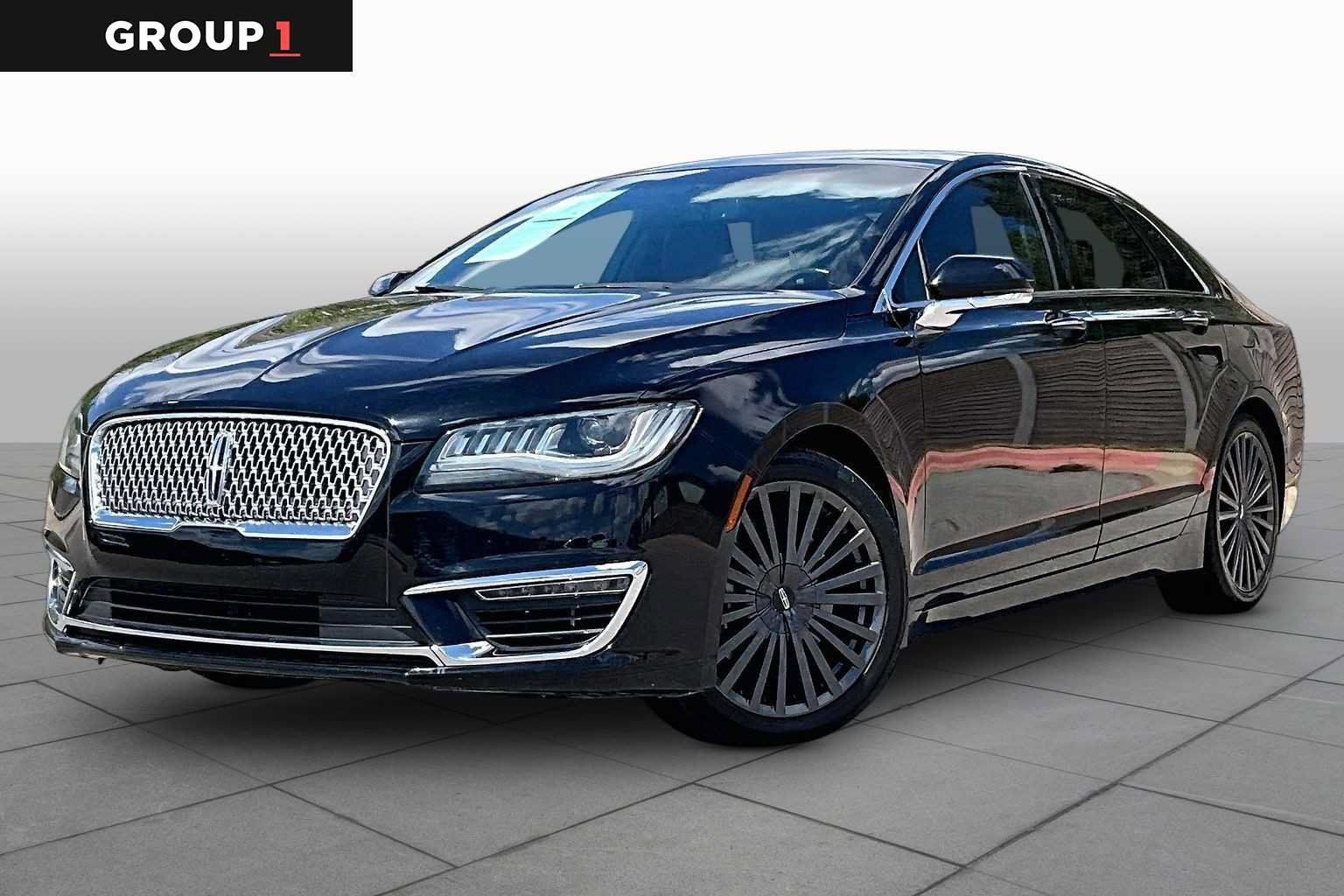 Used 2017 Lincoln MKZ Reserve FWD image 1