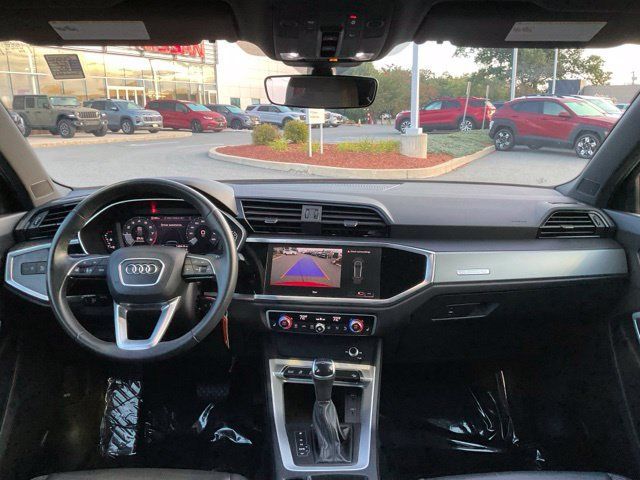 Used 2025 Audi Q3 2.0T Premium AWD/4WD image 14