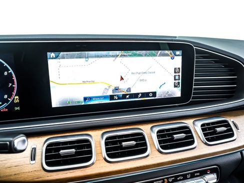 Used 2022 Mercedes-Benz GLS 450 4MATIC image 20