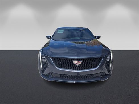Used 2025 Cadillac CT5 Sport image 3