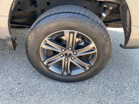 Used 2023 Ford F150 Lariat AWD/4WD image 23