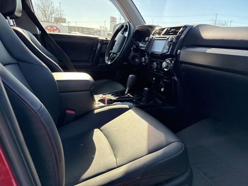 Used 2014 Toyota 4Runner Trail Premium image 16