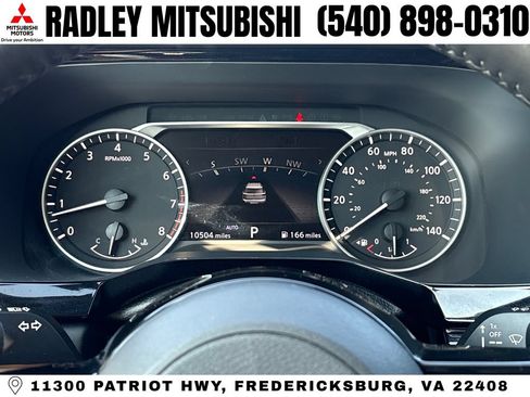 Used 2023 Nissan Pathfinder SL AWD/4WD image 7