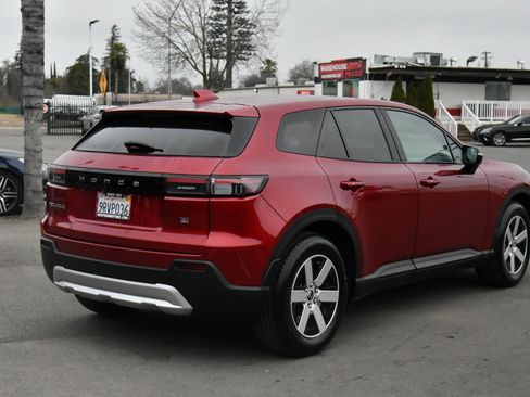 Used 2024 Honda Prologue EX image 8