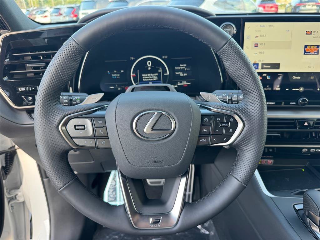Used 2026 Lexus TX 500h AWD w/ Technology Package image 14