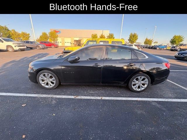 Used 2017 Chevrolet Malibu Premier FWD image 9