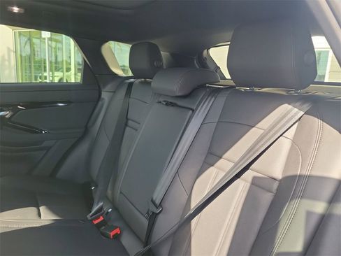 New 2026 Land Rover Range Rover Evoque S image 15