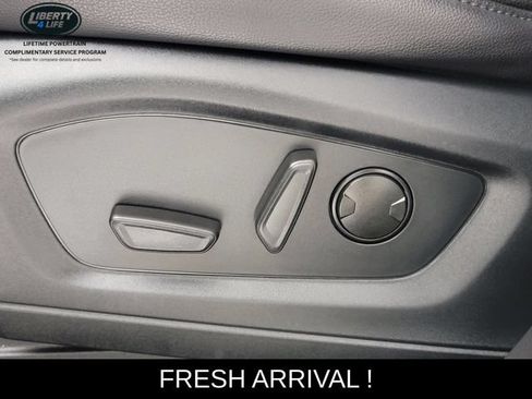 Used 2023 Ford Explorer Limited w/ Limited Technology Package AWD/4WD image 14