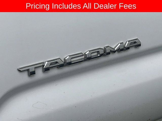 Used 2023 Toyota Tacoma SR5 RWD image 4