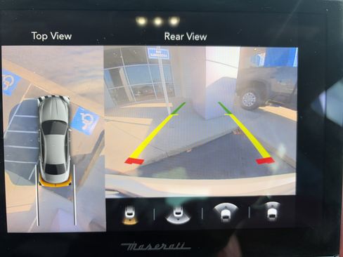 Used 2022 Maserati Quattroporte Modena Q4 image 22