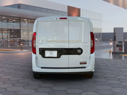 Used 2019 RAM ProMaster City Tradesman SLT image 5