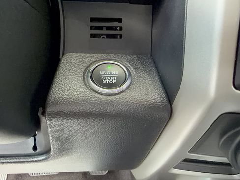 Certified 2020 Ford F150 Lariat w/ Equipment Group 502A Luxury RWD image 28