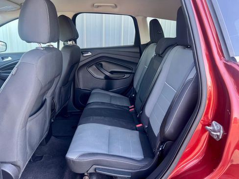 Used 2014 Ford Escape SE image 29