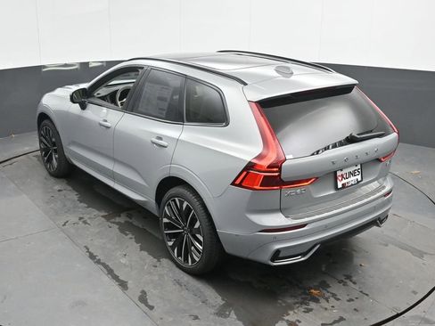 New 2026 Volvo XC60 B5 Ultra w/ Protection Package Premier AWD/4WD image 32
