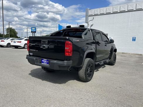 Used 2018 Chevrolet Colorado ZR2 w/ ZR2 Midnight Special Edition AWD/4WD image 3