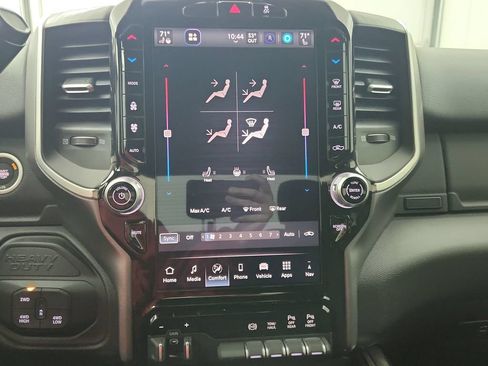 New 2026 RAM 2500 Big Horn AWD/4WD image 20