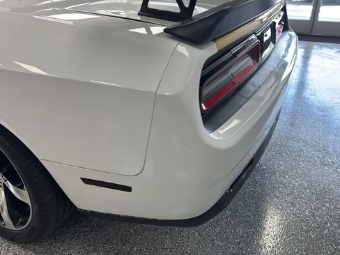Used 2015 Dodge Challenger R/T Plus RWD image 29