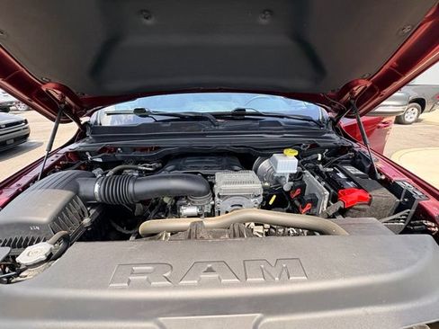 Used 2022 RAM 1500 Big Horn AWD/4WD image 32