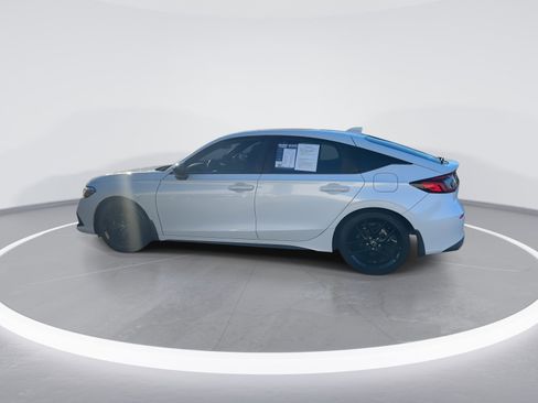 Used 2022 Honda Civic Sport image 6