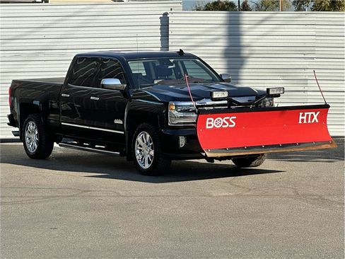 Used 2017 Chevrolet Silverado 1500 High Country image 8